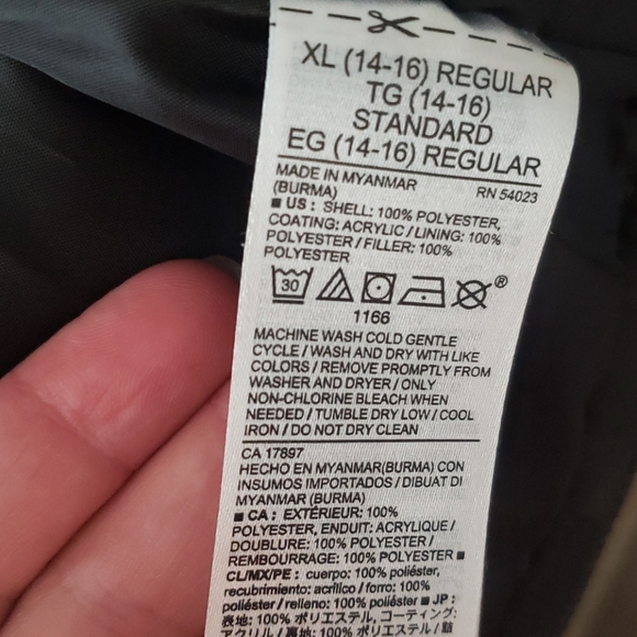 Boys Old Navy Vest - Picture 5 of 5